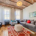 Historic Spacious Galata Апартаменты *