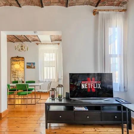 Historic Spacious Galata