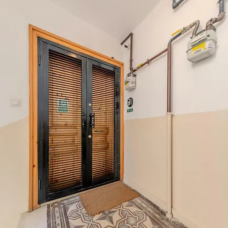 Historic Spacious Galata דירה *