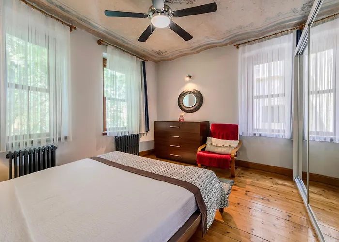 Historic Spacious Galata