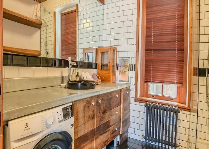 Historic Spacious Galata