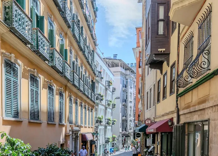 Lägenhet Historic Spacious Galata Istanbul